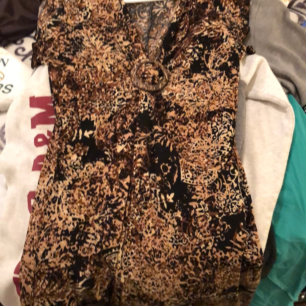 Very pretty everyday dress